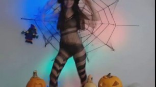 Petite Nude Body Dirty Witch Stripteasing on Webcam