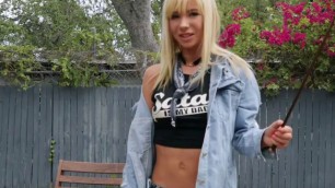 Blondie Kenzie Reeves Sucks Big Cock Of Neighbor