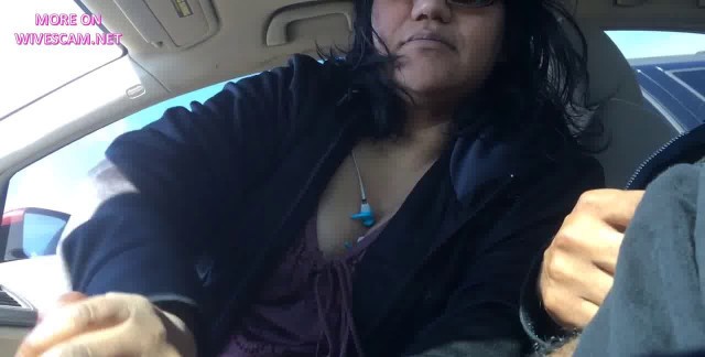 Mature latina gives hand job
