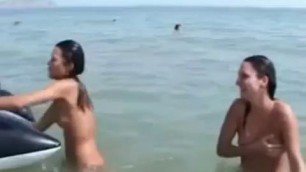 RED HOT TEENS AT NUDE BEACH