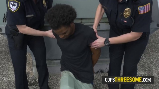 Submissive SUSPECT obeys the COPS and SMASHES their pussies