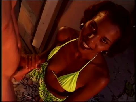 black girl in bikini gives good handjob