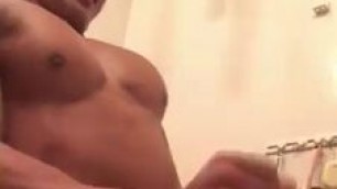 k84 大胸肌男露臉激射