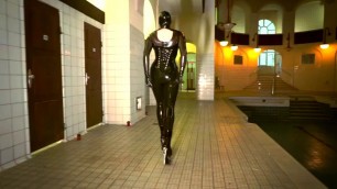 latex catsuit0994