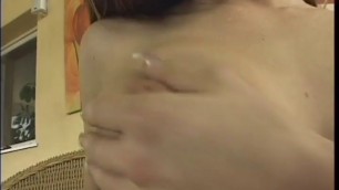 Beautiful brunette knows how to masturbate properly