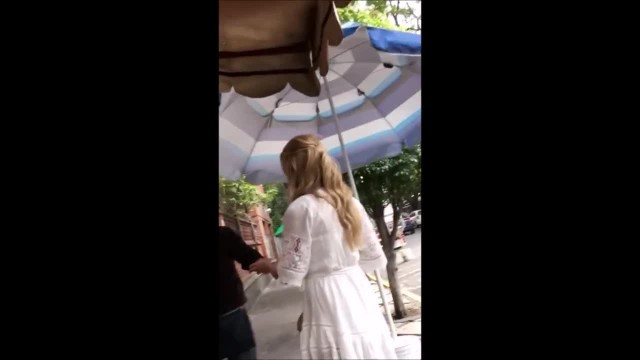Candid Blonde MILF Upskirt, uploaded by urisant