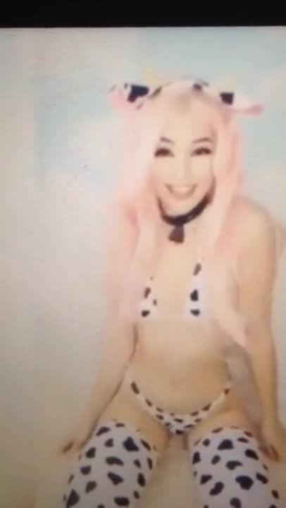 Belle Delphine for 1 Mil Likes Leaked