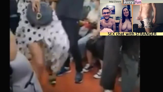 Women Fight in Train, Upskirt no Panties, uploaded by sengedatit