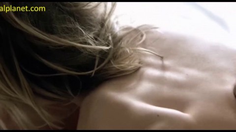 Naomi Watts Nude Boobs and Sex in 21 Grams Movie