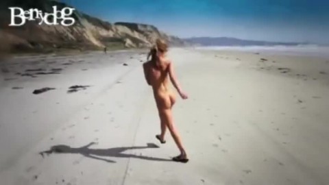 Blonde's Bouncing Beach Boobs