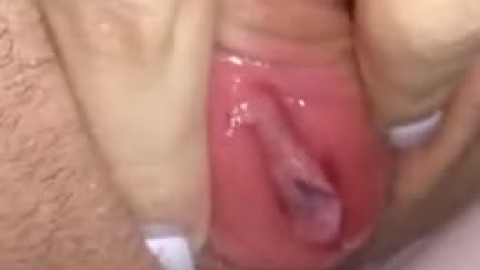 Sister Shows her Pussy