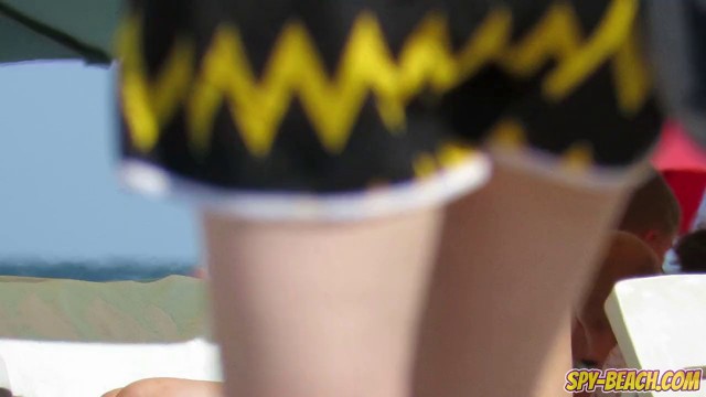 Amateur Topless Teens Beach Voyeur Close-Up Video