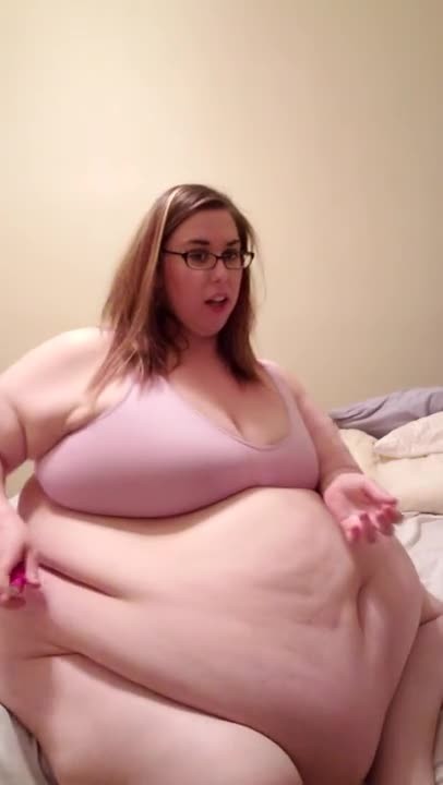 SSBBW Belly Button Fuck Dildo