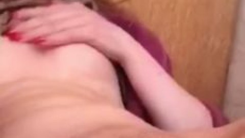 Young Anal Slut Playing in her Stink Hole