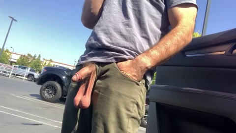 Jacking off in Public. Part 4