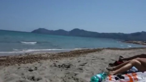 Beach Blowjob and Cum in Front of Couple
