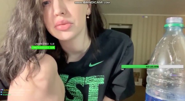 TWITCH THOT TEEN BOOB FLASH ACCIDENTAL, uploaded by sjdhfksjgjhb
