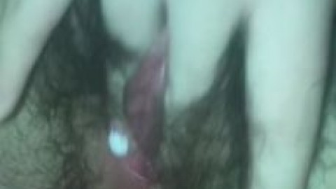 Teen Plays with her Tight Hairy Pussy