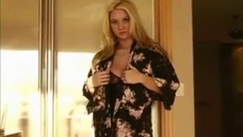 Alison - Delicious Boobie Massage Nipple Licking