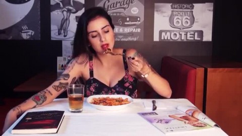 Multiple Orgasms in Public Restaurant