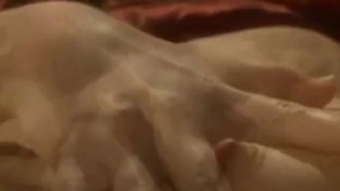 Teen Rubs Wer Waxed Pussy to a Great Orgasm