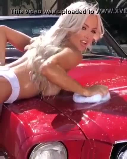 Lindsey Pelas Nude Car Wash