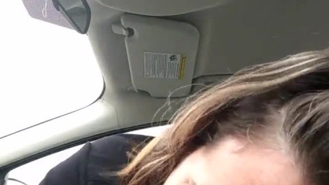 Real whore daytime car blowjob in a gym public parking lot