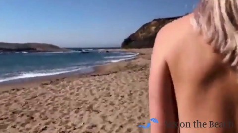 Naked blonde babe fucked on the beach