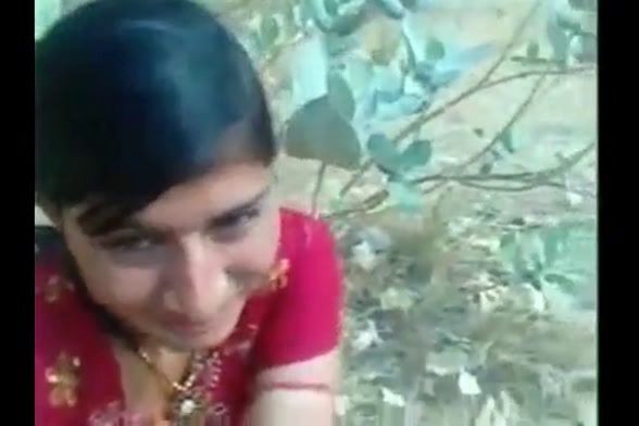 Indian porn sites presents Punjabi village girl outdoor sex with lover