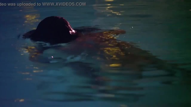 Emmy Rossum - Nude in skinny dipping scene from TV Show - (uploaded by celebeclipse.com)