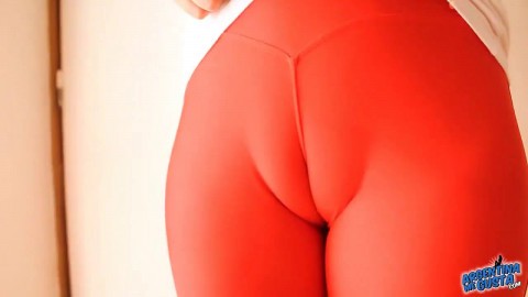 Huge Cameltoe! Tight Spandex Leggins- Huge Pussy Lips Teen and Massive Breasts.