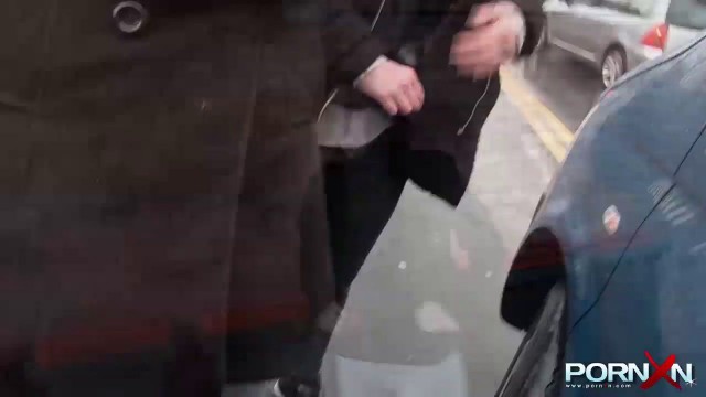 PORNXN Public Pissing in Yoga Pants