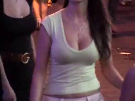 Sexy teen candid tight top, cleavage big bouncing boobs w slowmotion