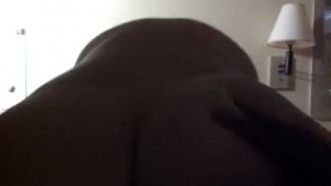 thick white girl bounces fat booty on black cock