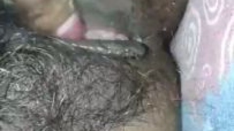 Close-up hairy indian pussy masturbations