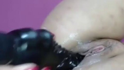 Amateur Chubby Thick Arab Masturbates Her Creamy Pussy To Squirting Orgasm