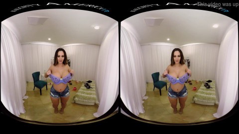 Naughty America VR: Fuck Ava Addams & her big tits in the dressing room!