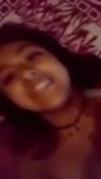 My sister nude selfie