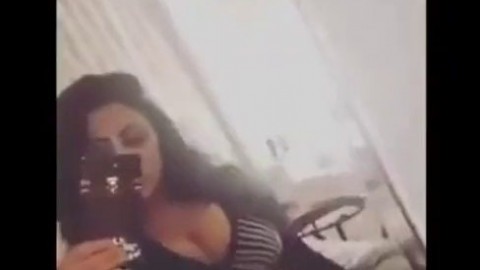 Instagram Model @persiannbaddiee Shows Off Her Ridiculous Booty