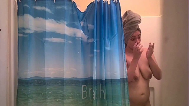 19 years old Latina Teen meth head taking a shower hidden cam l, uploaded by Cur23t3neya->