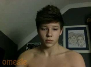 Athletic UK teen boy shows hot body while wanking