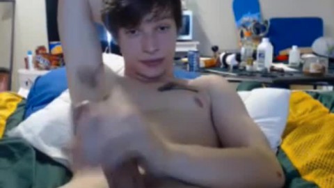 Hot straight teen boy wanking and showing hole • Webcam Twinks