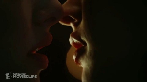Megan Fox And Amanda Seyfried Lesbian Sex Scene (HD)