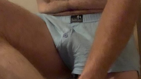 straight older guy tasked to show his bulge
