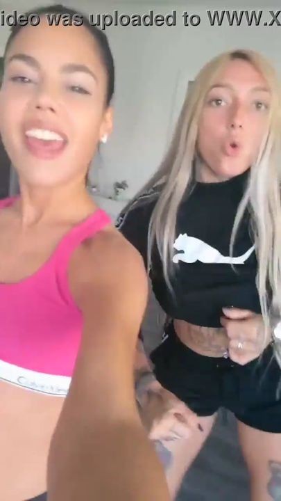 Micaela Caminiti y Apolonia Lapiedra haciendo porno primera vez