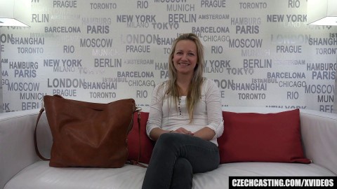 Squirting Queen at Czech Casting