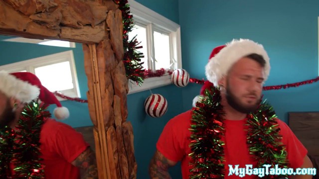 Sturdy stepbro cums after blowjob and bareback holiday sex