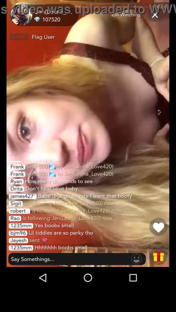 Loira gostosa do Bigo Live caiu na net nua