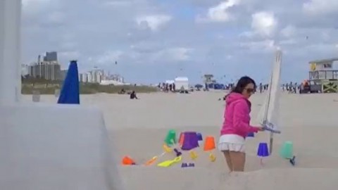 Public flashing pussy on the beach for strangers, uploaded by Zannab