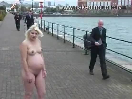 Anne pregnant nude public 3